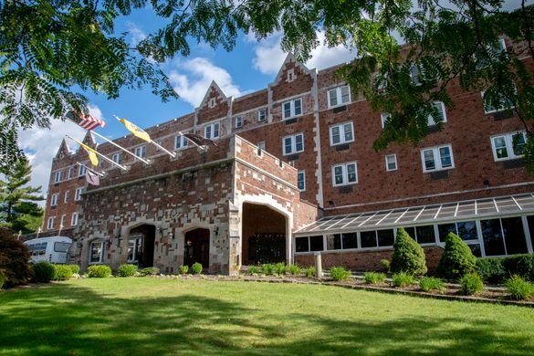 The Grand Summit Hotel