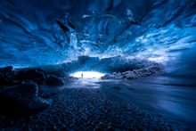 Breiðamerkurjökull Sapphire ice cave 2019 Helen María Björnsdóttir Hidden Iceland Key
