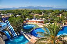 Mar Estang holiday village
