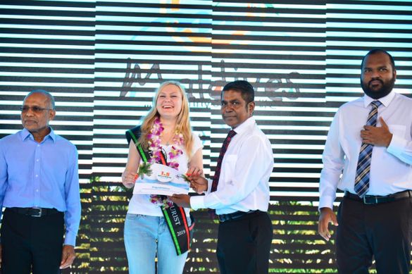 (from left to right) Mrs. Marina Kazakova with Mr. Thoyyib Mohamed, Managing Director of MMPRC; and the honourable Ali Waheed, Minister of Tourism.