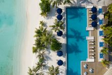 Sangu Bar & Pool at Faarufushi