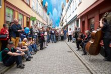 ACHAVA Festival: street music on Erfurt's Merchants' Bridge