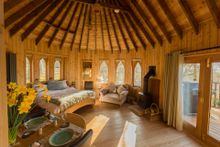 Hoots Treehouse, East Sussex