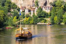 Gabares on the Dordogne river at la Roque Gageac, The Dordogne