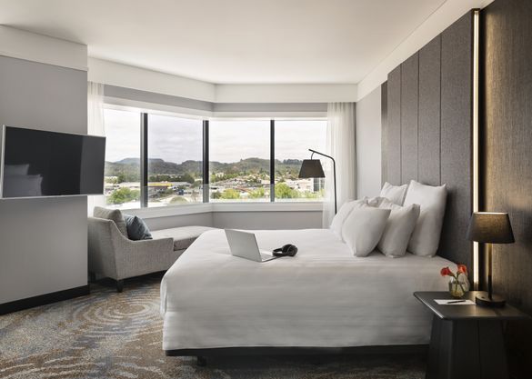Deluxe City View Room at the Pullman Rotorua