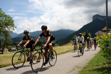 Cycling Lake Annecy