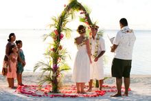 Get wed in the Cook Islands