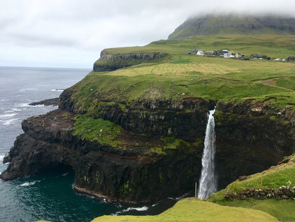 Múlafossur, Faroe Islands Múlafossur, Faroe Islands