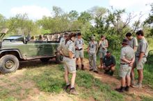 Field guides tracking