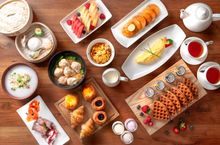 Buffet Breakfast at Cafe East