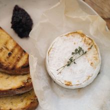 Baked Margaret River Brie, farmhouse grown herbs, Yallingup Woodfired sourdough with onion and beetroot relish