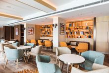 Residence Lounge & Bar