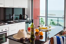 Seashells Mandurah apartment kitchen