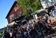 Zu den Spezialitäten beim Bock’s Corner gehören preisgekrönte Biere und Apfelweine, Burgers und ein cremises Risotto. 