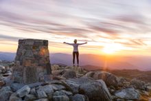 Hike to Top of Mt Kosciuszko