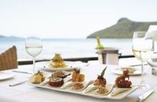 Sail from restaurant to restaurant in The Whitsundays