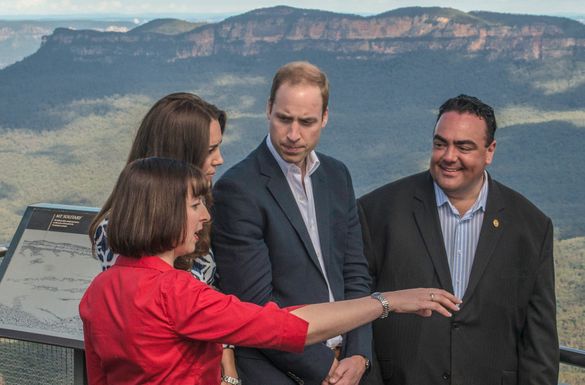 (l-r) Scenic World joint managing director Anthea Hammon, The Duchess and Duke of Cambridge and Blue Mountains Lithgow & Oberon 