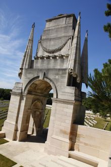 Etapes Military Cemetery
