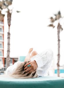 Meagan Cox poolside at Seashells Mandurah. Credit @territory.by.petastenhouse
