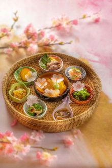 Assorted Seasonal Appetisers