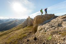 Ivvavik National Park-Hike with 24 hours of daylight under the midnight sun