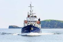 Hebridean Adventures' boat, MV Monadhliath, leaving the Shiant Isles.