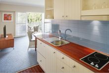 Seashells Yallingup 1Bed Apartment Kitchen