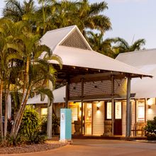 Seashells Broome entry