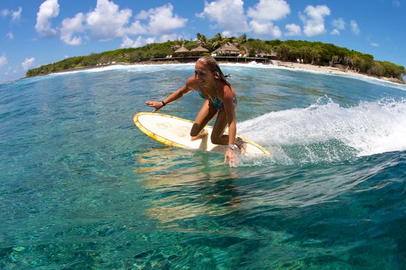 Couples can answer the call of adventure at Adaaran Select Hudhuran Fushi. Photo credit Richard Kotch.