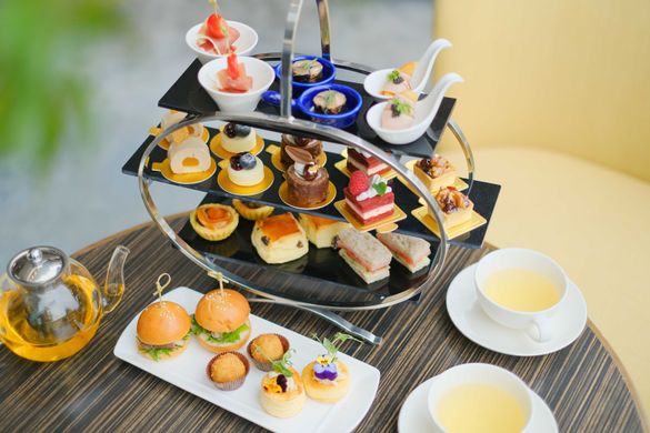 The Lounge Mix-and-Match Afternoon Tea Set