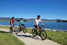 Cycling, Lake Jindabyne