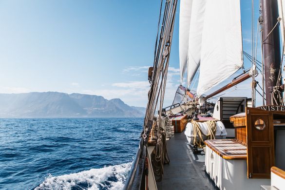 Twister sailing from Tenerife to La Gomera
