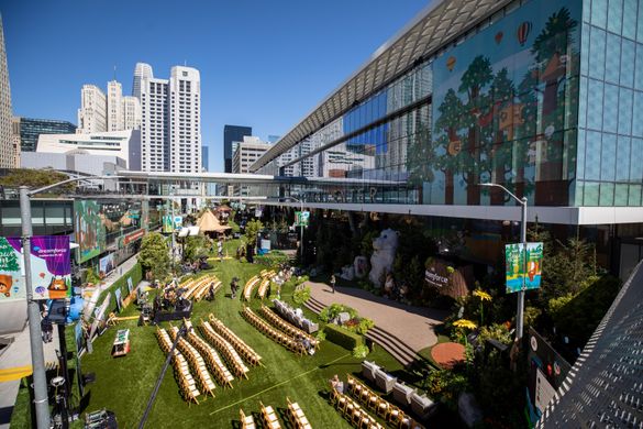 Photo Credit: Salesforce. View of Moscone Center at Dreamforce 2021.