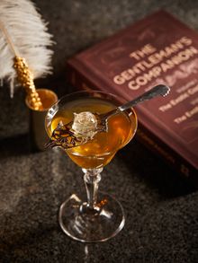 Earl Grey Gimlette cocktail Earl Grey Gimlette cocktail