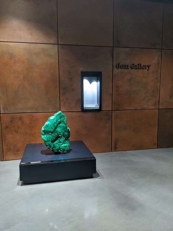 Tucson - Mineral Museum - Gem Gallery 1 - credit UArizona Alfie Norville Gem Mineral Museum Tucson - Mineral Museum - Gem Gallery 1 - credit UArizona Alfie Norville Gem Mineral Museum