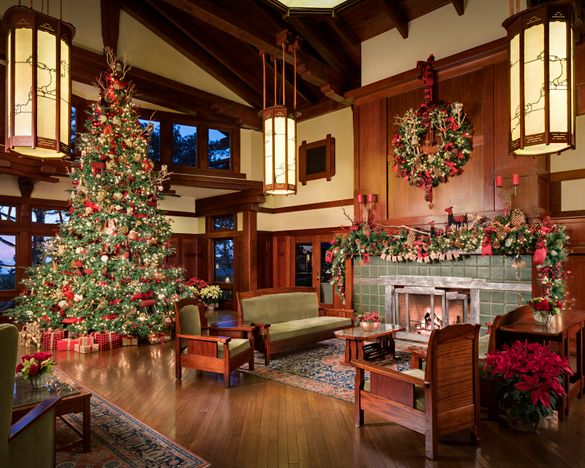 The Lodge at Torrey Pines for the Holidays