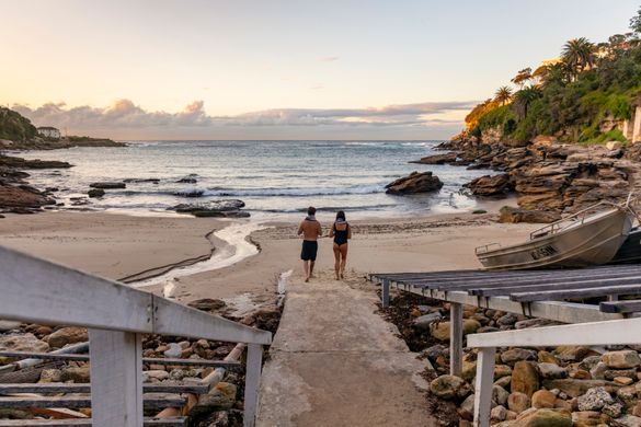 Couple enjoying a morning visit to Gordons Bay, Coogee.
