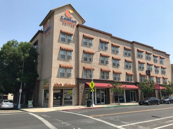Comfort Suites Visalia, California