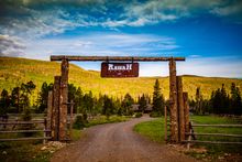 Rawah Ranch archway