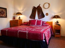 Kay El Bar Guest Ranch lodge room