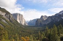 View of Yosemite from Tuolumne's park entrance 