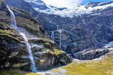Earnslaw Burn Glacier by helicopter_Blanket Bay Walk