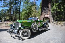 1931 Auburn passes through the Candelier tree in Leggett, CA