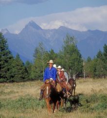 Three Bars Guest Ranch, British Columbia, trail ride