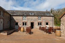 Circa at Sandridge Barton (restaurant exterior)