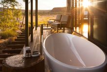 El Questro Homestead cliffside retreat bath
