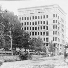 The 1905 Basin Park Hotel