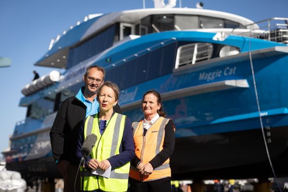 SeaLink's brand new vessel Maggie Cat, with SeaLink GM North Queensland Chris Briggs, Minister Di Farmer and Joan Pease MP SeaLink's brand new vessel Maggie Cat, with SeaLink GM North Queensland Chris Briggs, Minister Di Farmer and Joan Pease MP