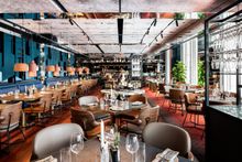 QT Perth, Santini Bar & Grill