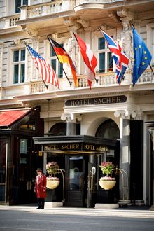 Entrance Hotel Sacher Wien